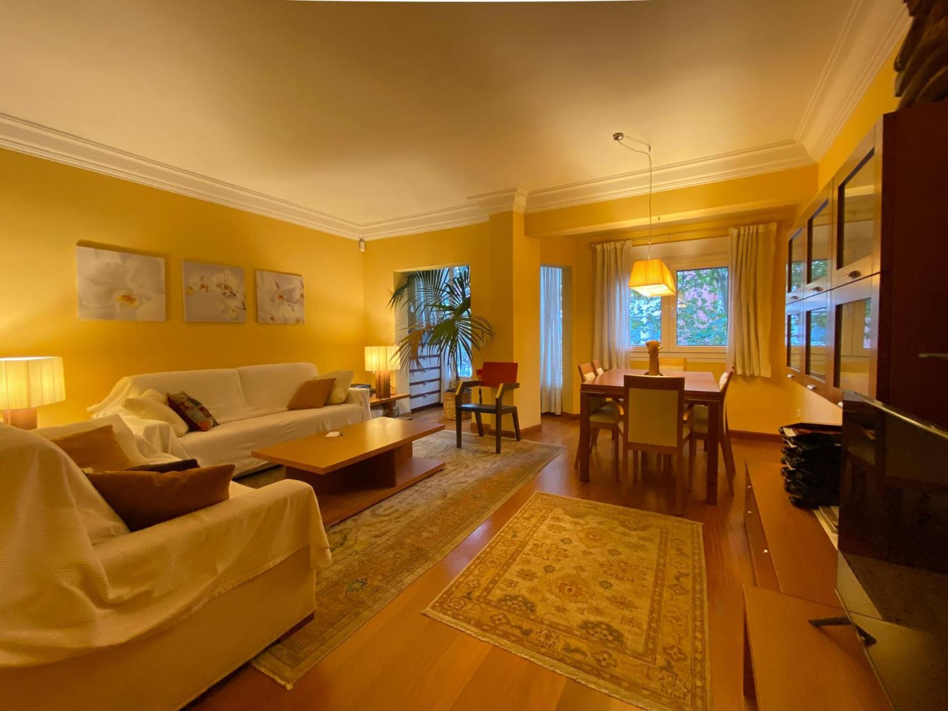 Appartement Cozy Flat In Central With Garage *