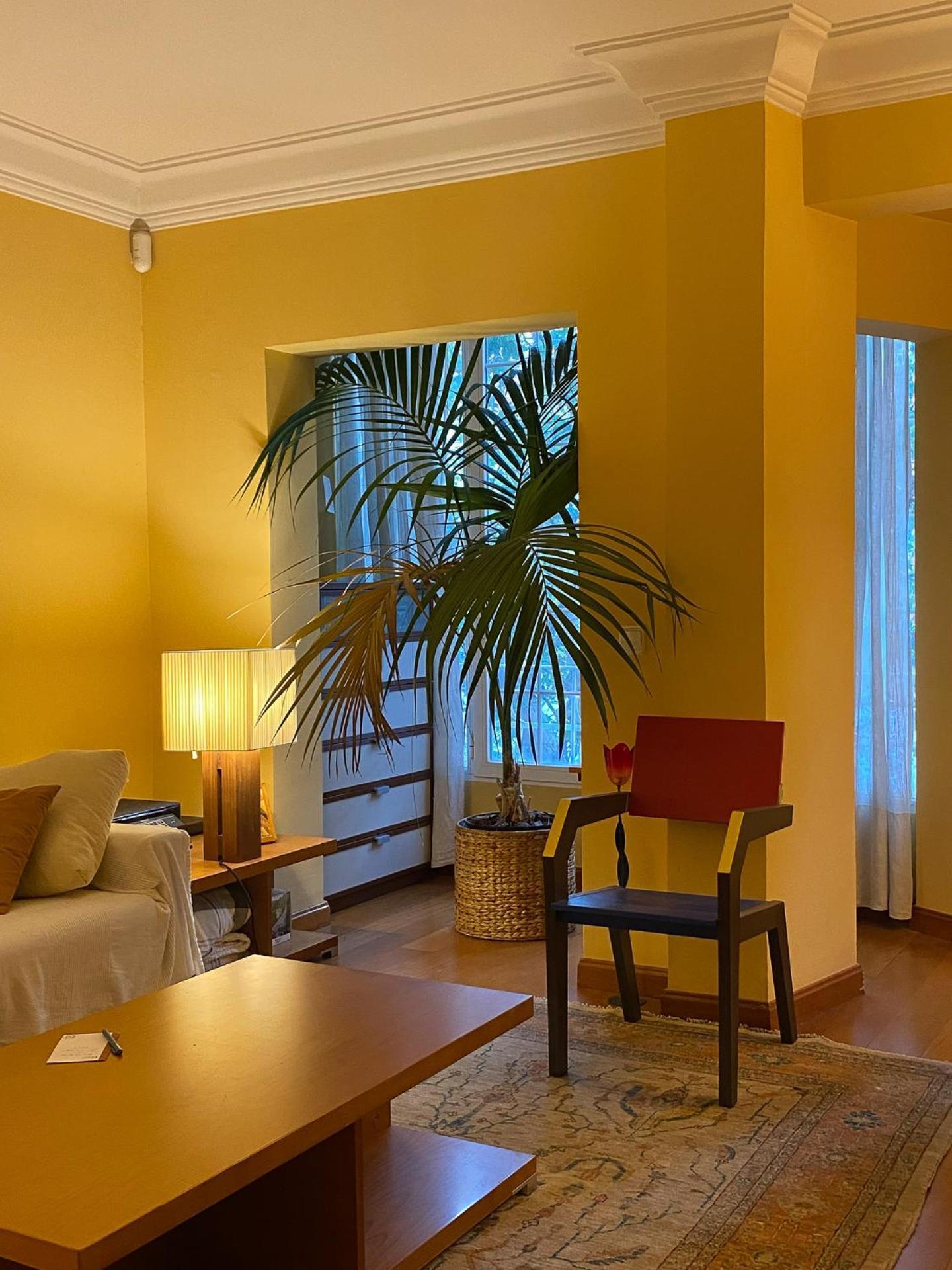 Apartment Cozy Flat In Central With Garage